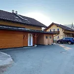 Sonnenchalet Mit Sauna 度假居 Kotschach-Mauthen