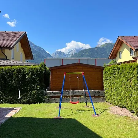 Sonnenchalet Mit Sauna Hébergement de vacances *
