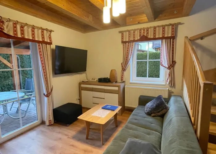 Sonnenchalet Mit Sauna בית נופש Kotschach-Mauthen